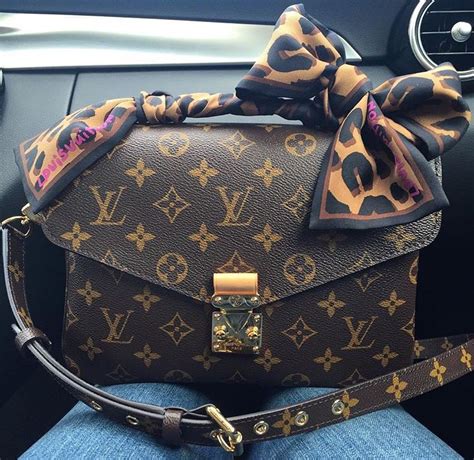 louis vuitton leopard bandeau|louis vuitton bandeau on bag.